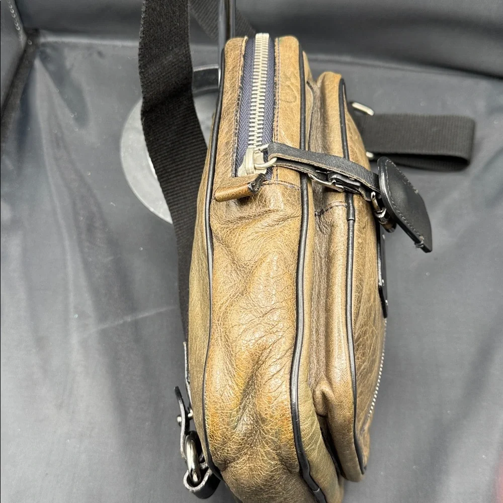 Chloe vintage distressed olive green & black Leather Crossbody Bag